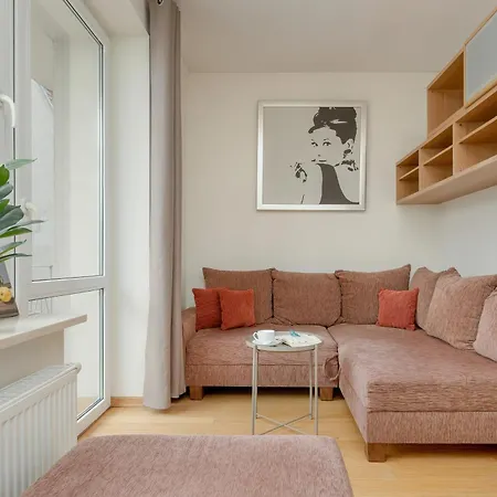 Sloneczny Blisko Atrakcji Sopotu By Renters Apartment